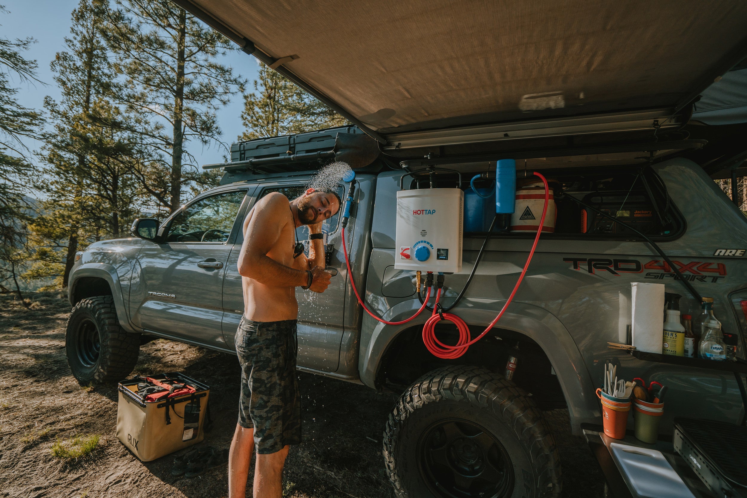 hottap v2 truck mounted shower