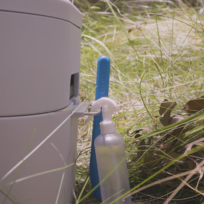 GottaGo portable toilet - cleaning process
